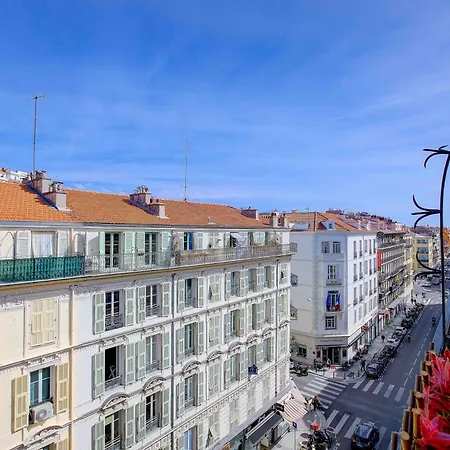 Maison Bianchi - 27 Lepante Apartment